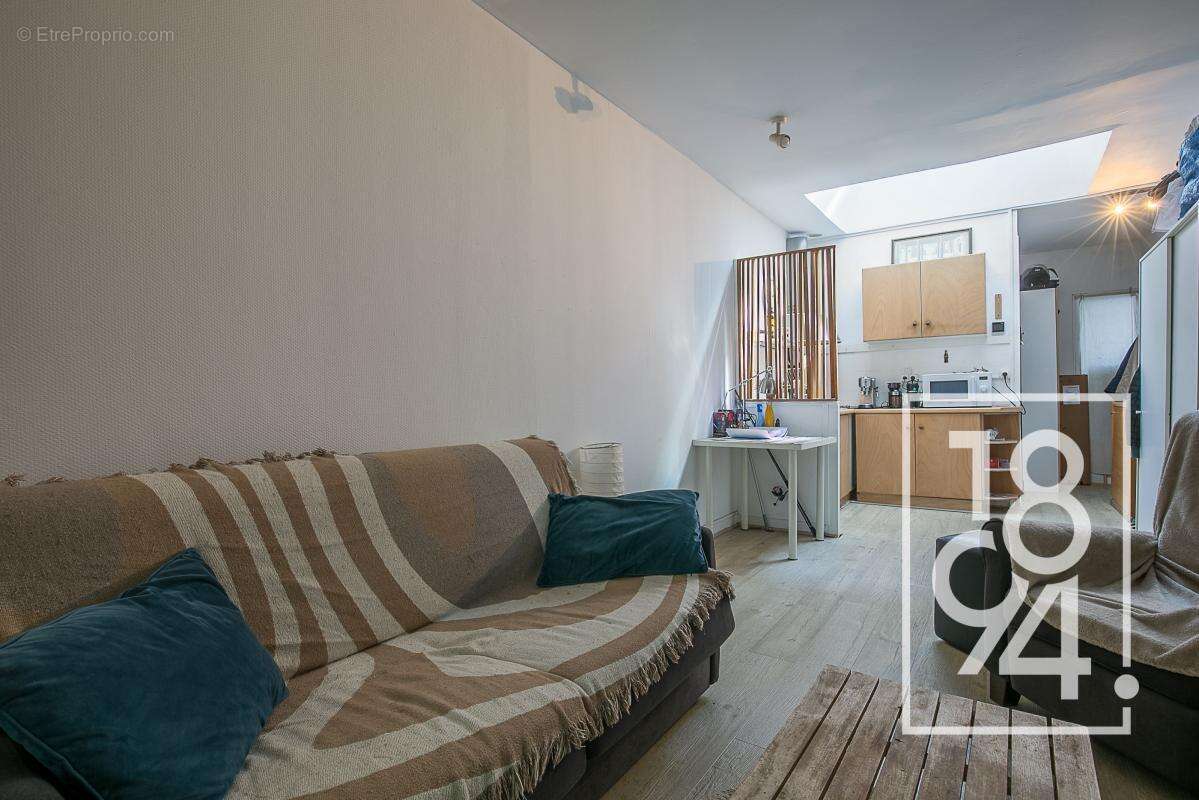 Appartement à MARSEILLE-6E