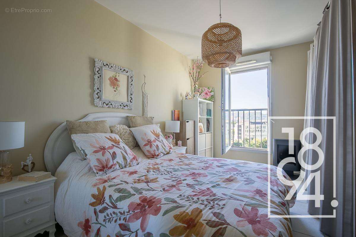 Appartement à MARSEILLE-10E