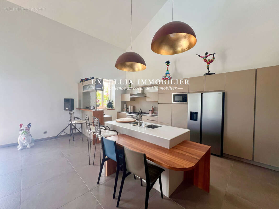 Maison à SAINT-JEAN-DE-MOIRANS