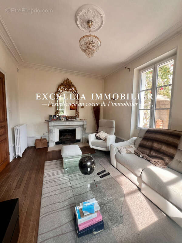 Maison à SAINT-JEAN-DE-MOIRANS