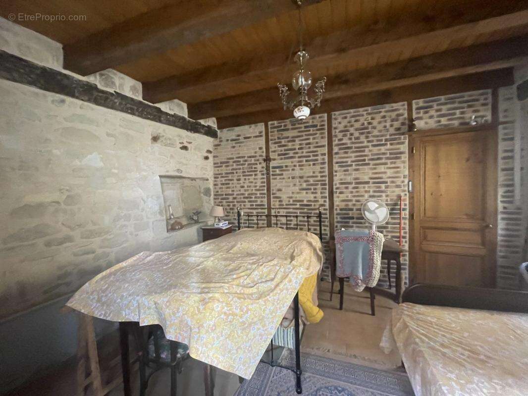 Maison à SAINT-ROBERT