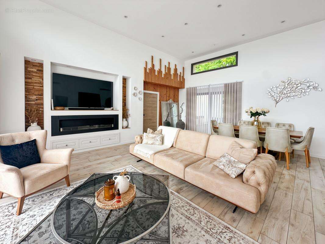 Maison à LORIOL-SUR-DROME