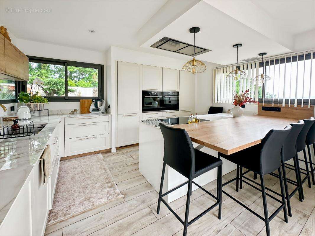 Maison à LORIOL-SUR-DROME