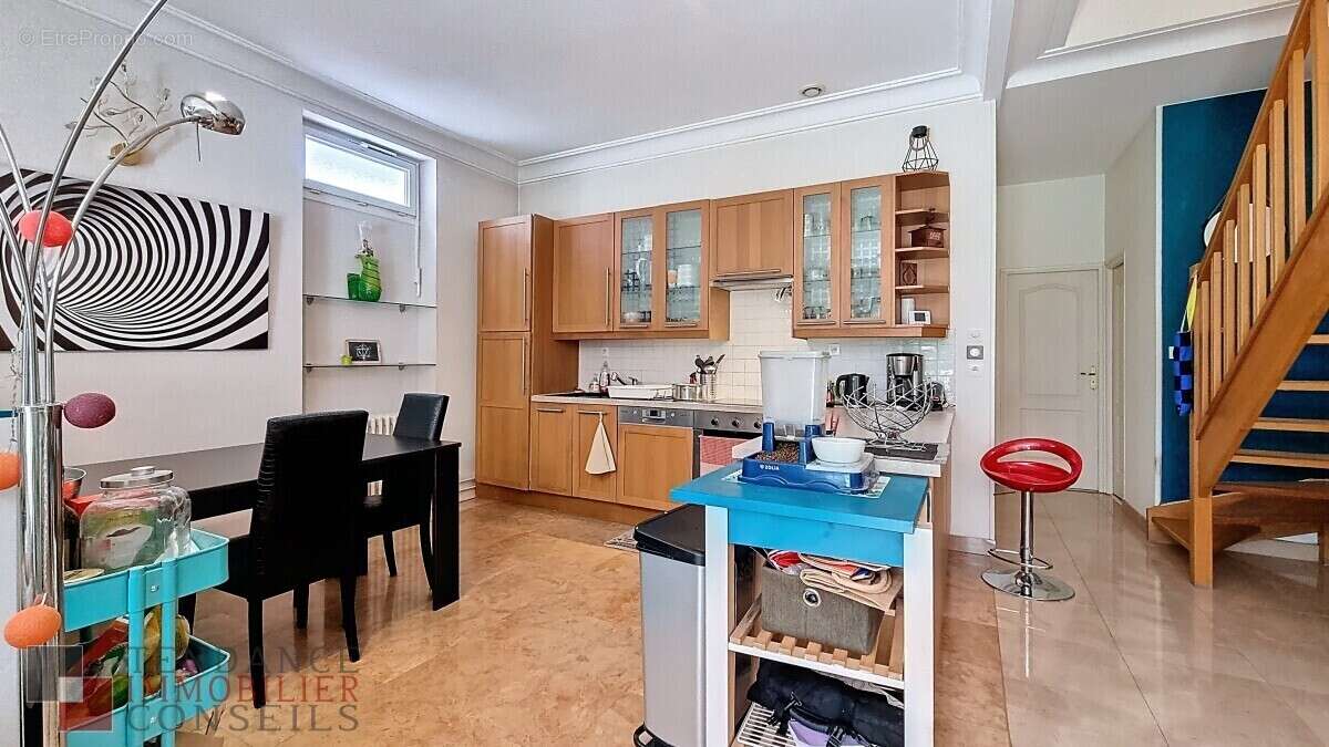 Maison à VILLEFRANCHE-SUR-SAONE