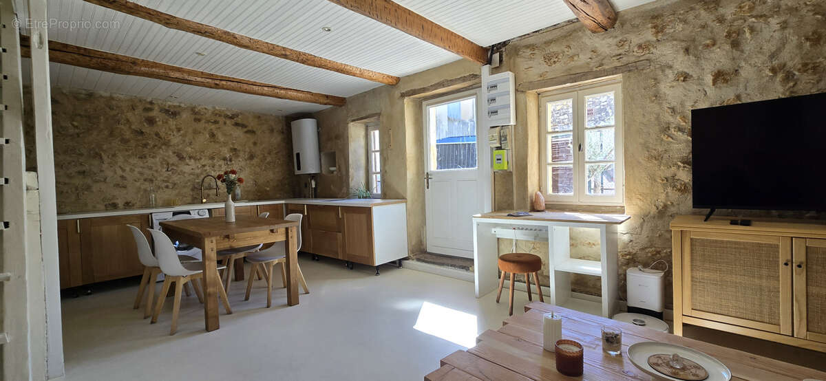 Maison à SAINT-JEAN-DE-FOS