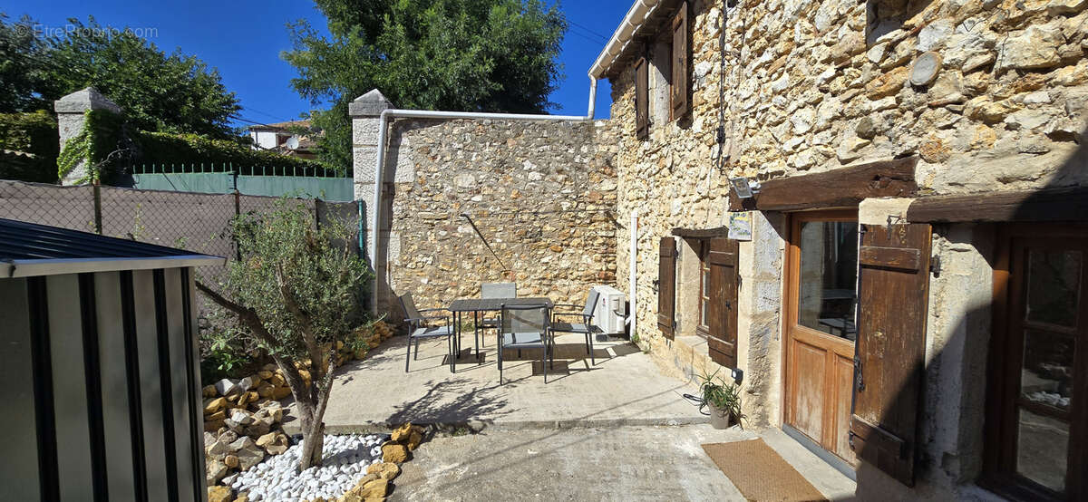 Maison à SAINT-JEAN-DE-FOS