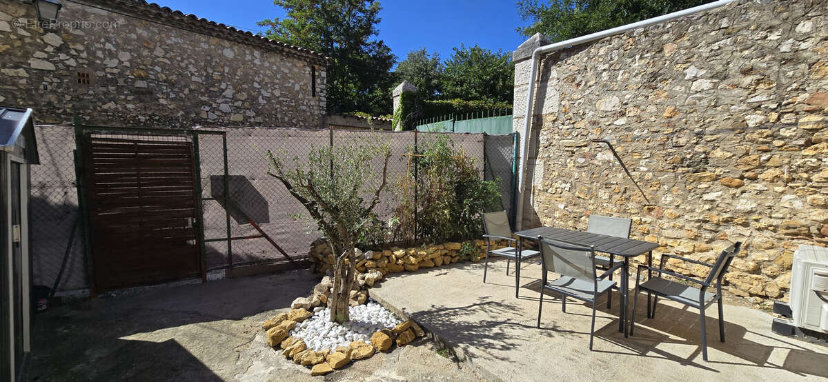 Maison à SAINT-JEAN-DE-FOS