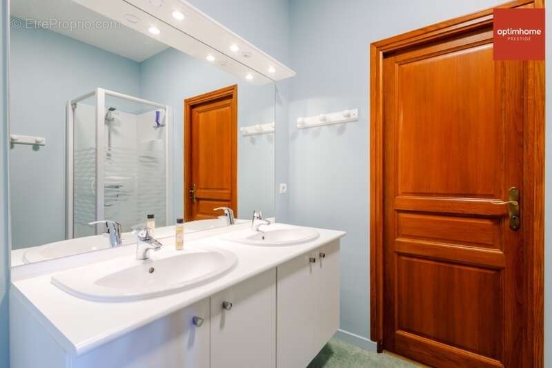 Maison à MARAIS-VERNIER