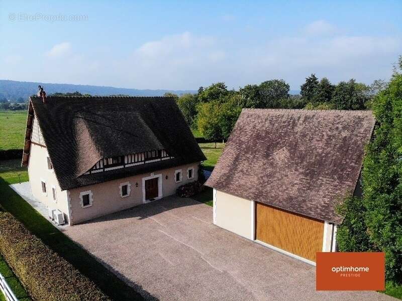 Maison à MARAIS-VERNIER