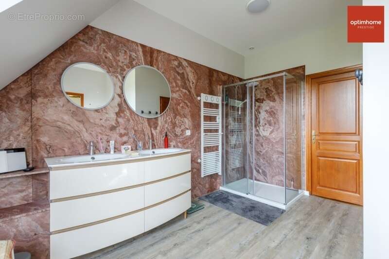 Maison à MARAIS-VERNIER