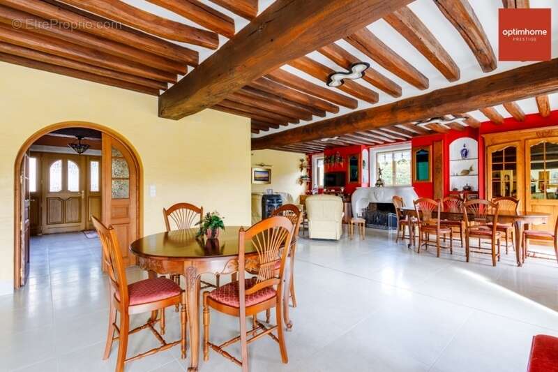 Maison à MARAIS-VERNIER