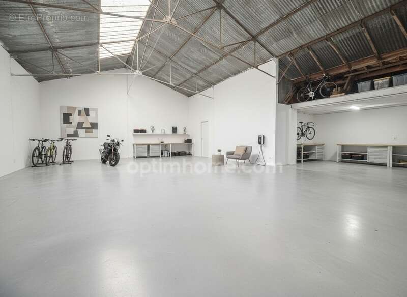 Maison à LA SUZE-SUR-SARTHE