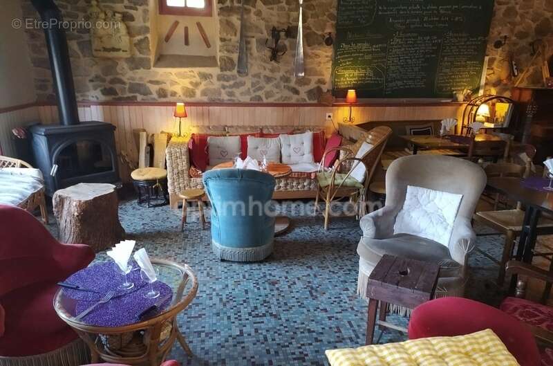 Maison à SAINT-PRIEST-TAURION