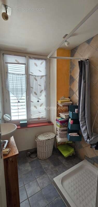 Maison à SAINT-PRIEST-TAURION