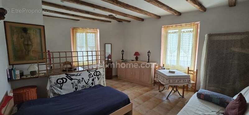 Maison à SAINT-PRIEST-TAURION