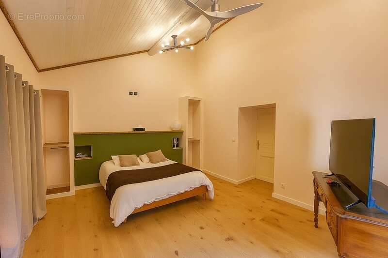 Maison à PERS-JUSSY