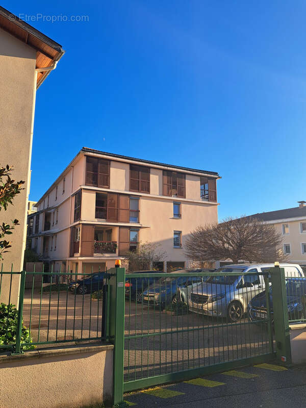 Appartement à LYON-5E