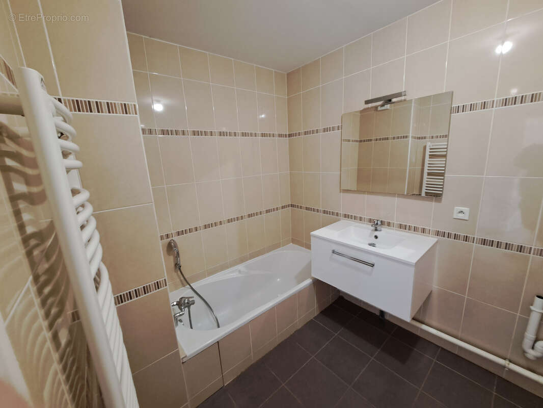 Appartement à LYON-5E