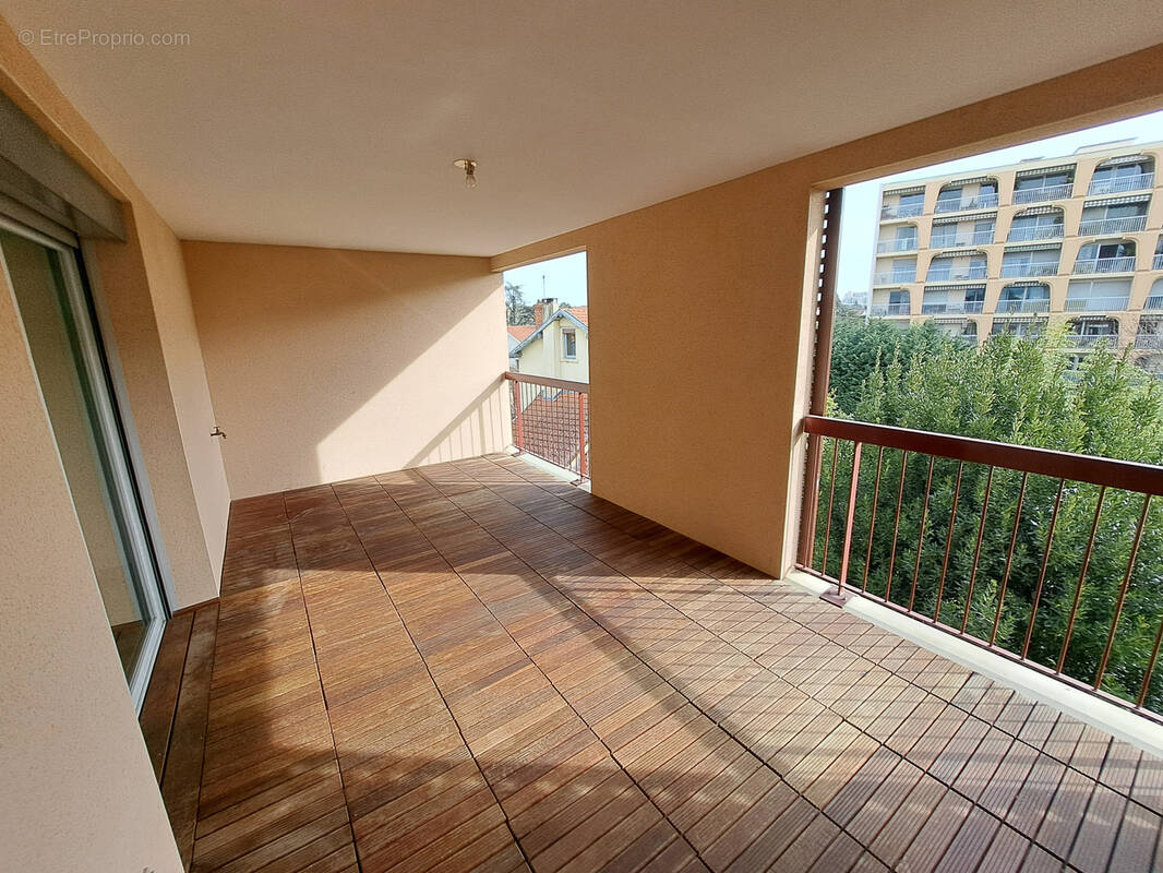 Appartement à LYON-5E