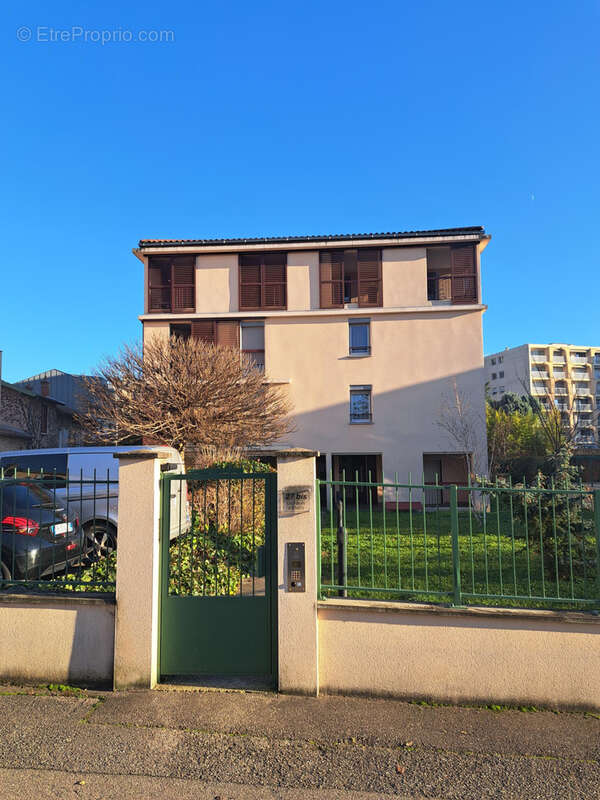 Appartement à LYON-5E