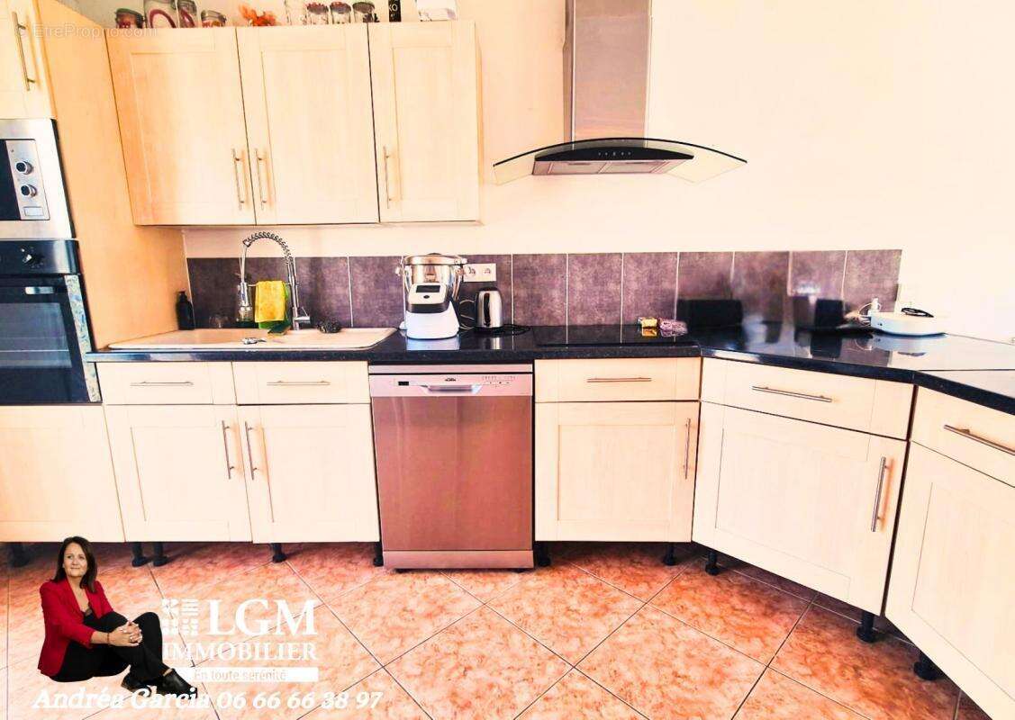 Maison à SAINT-GILLES