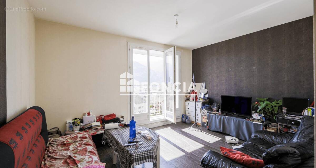 Appartement à SAINT-MARTIN-LE-VINOUX