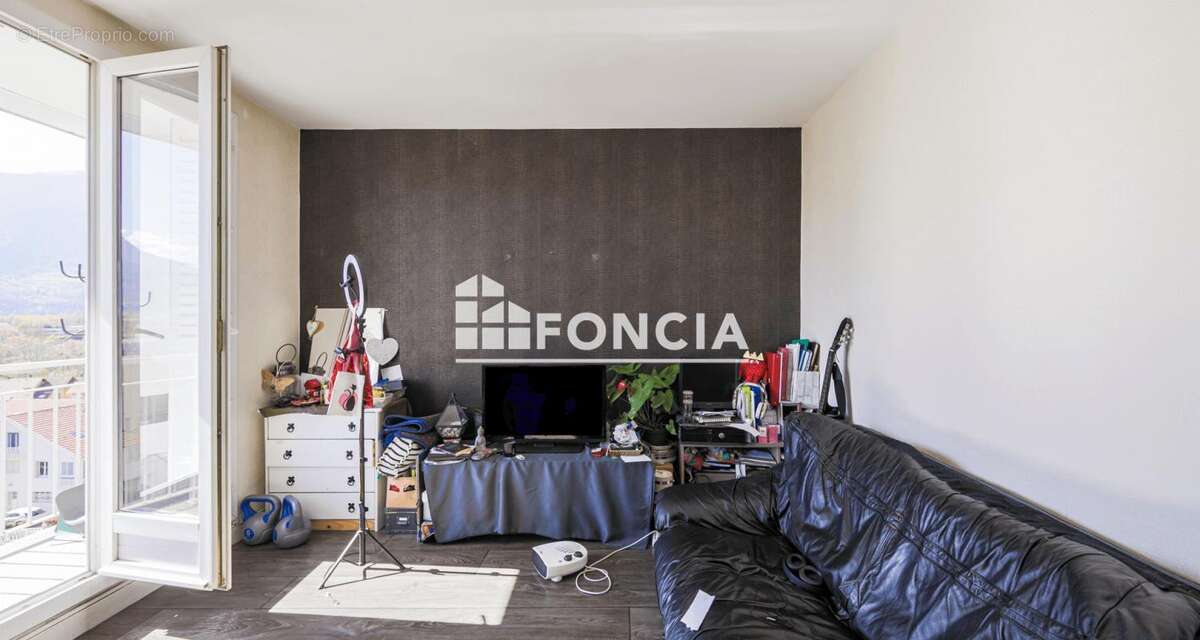 Appartement à SAINT-MARTIN-LE-VINOUX