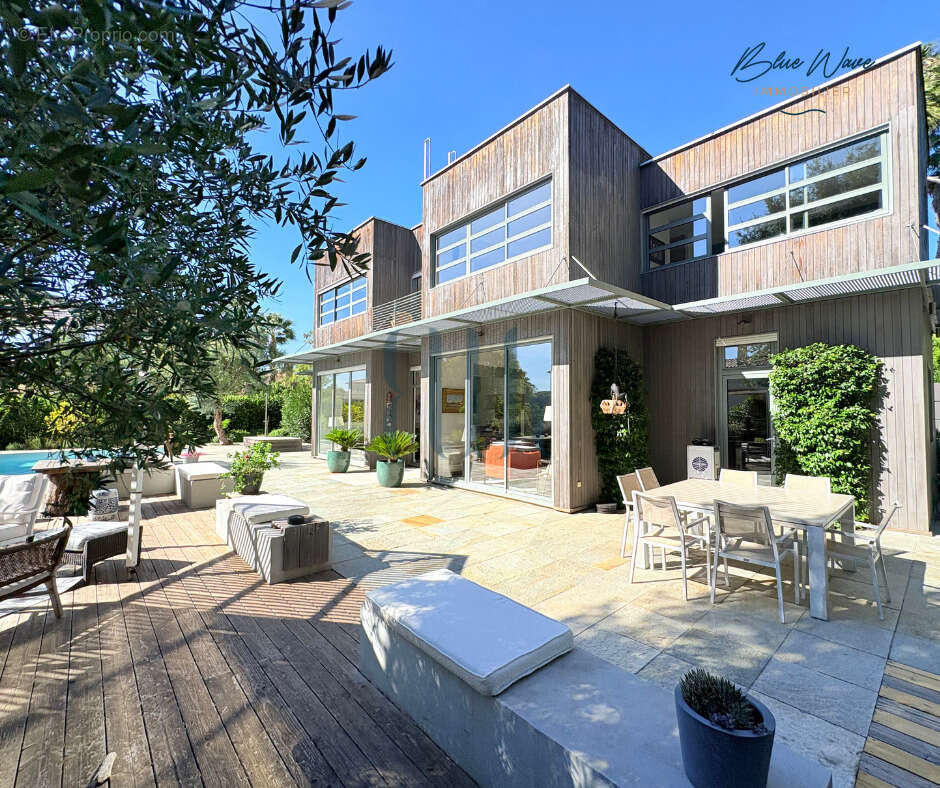 Maison à SAINT-RAPHAEL