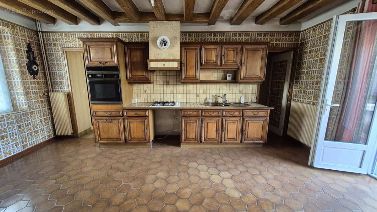 Maison à LA SUZE-SUR-SARTHE