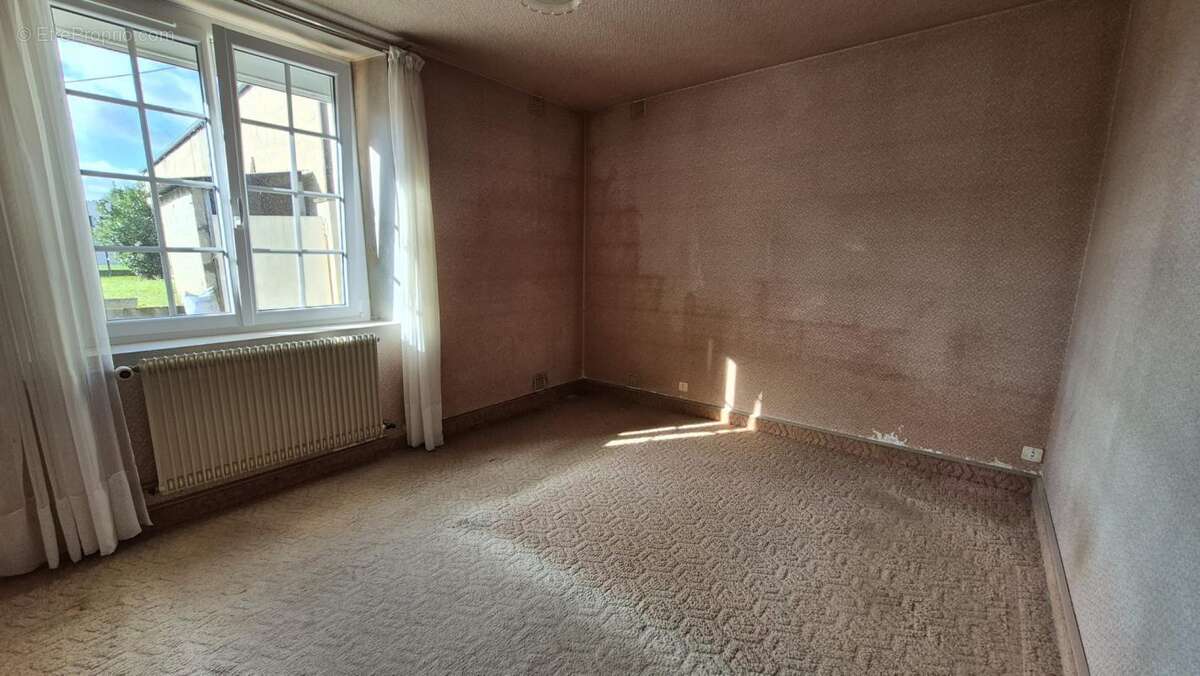 Maison à LA SUZE-SUR-SARTHE