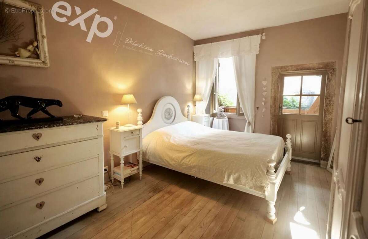 Maison à MENTHON-SAINT-BERNARD