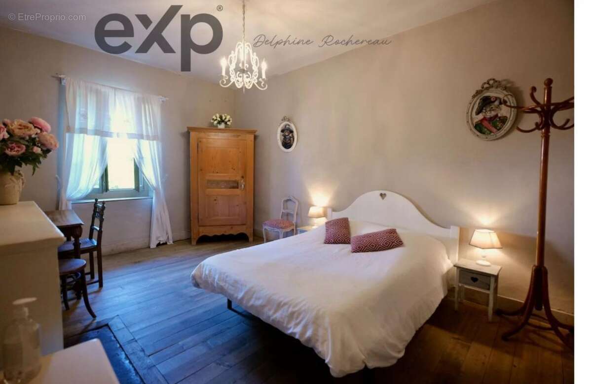 Maison à MENTHON-SAINT-BERNARD