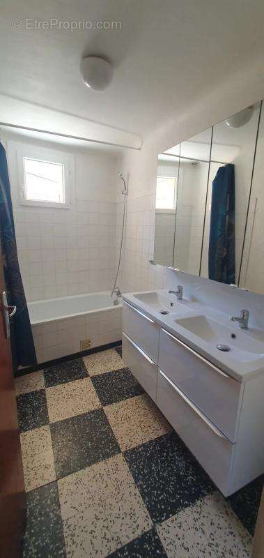 Maison à CORNEILHAN