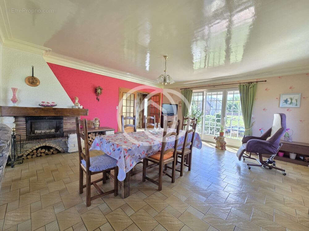 Maison à FOUQUIERES-LES-BETHUNE