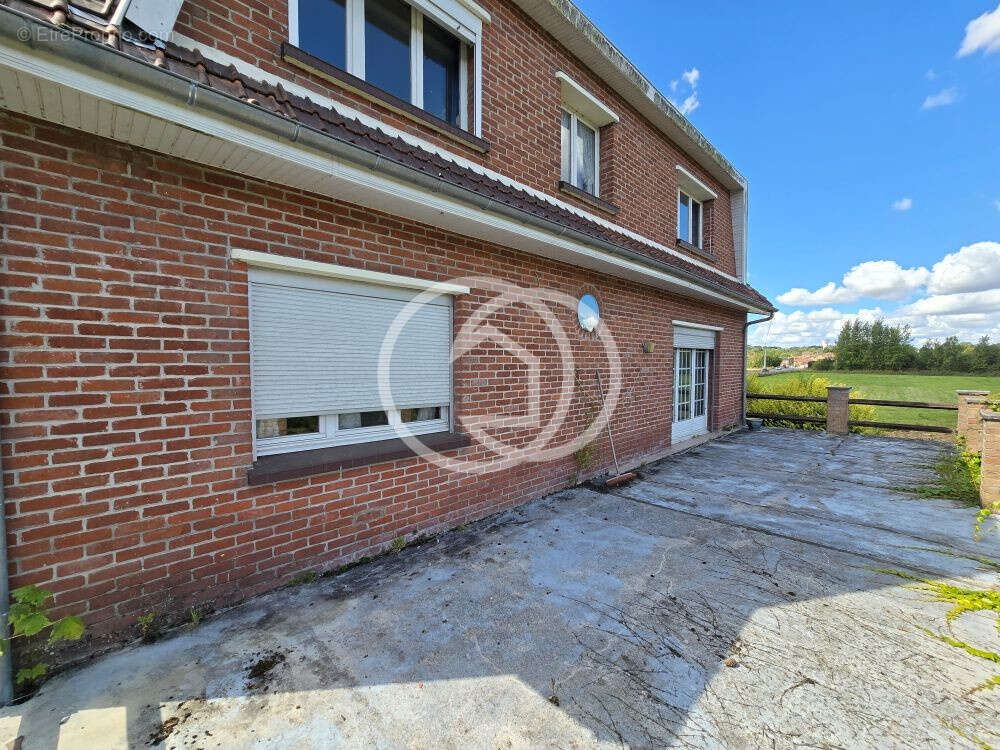 Maison à FOUQUIERES-LES-BETHUNE