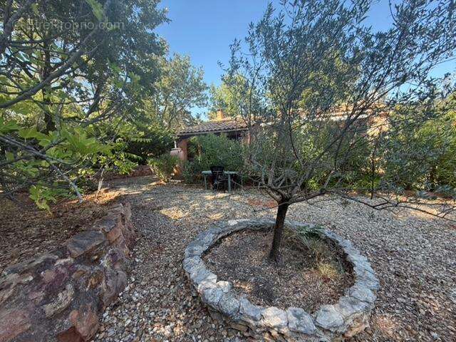 Maison à ROUSSILLON