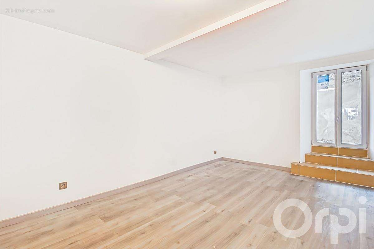 Appartement à MARIGNIER