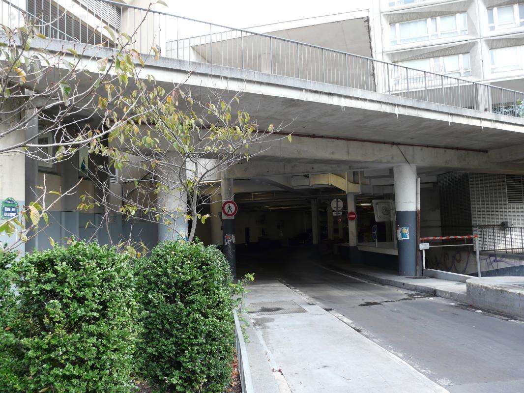 Parking à PARIS-13E