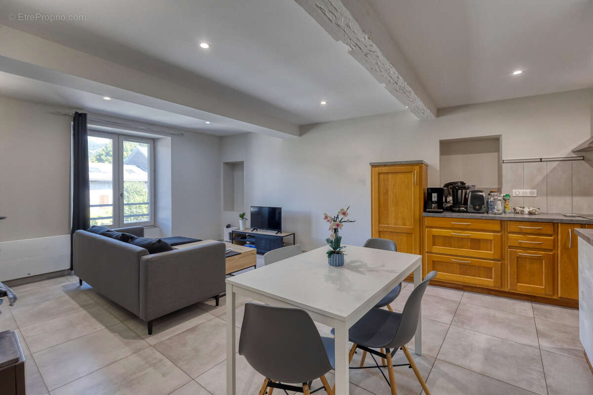 Maison à BRIE-ET-ANGONNES