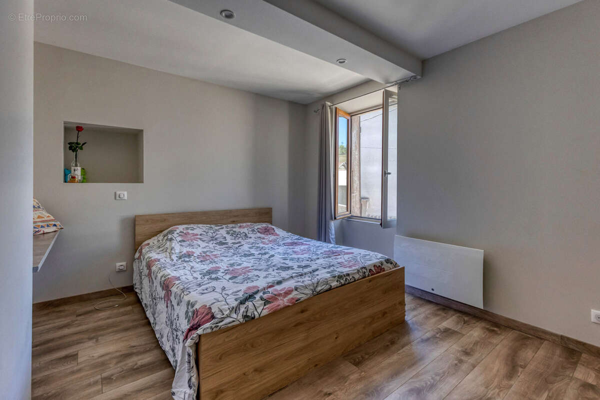 Maison à BRIE-ET-ANGONNES