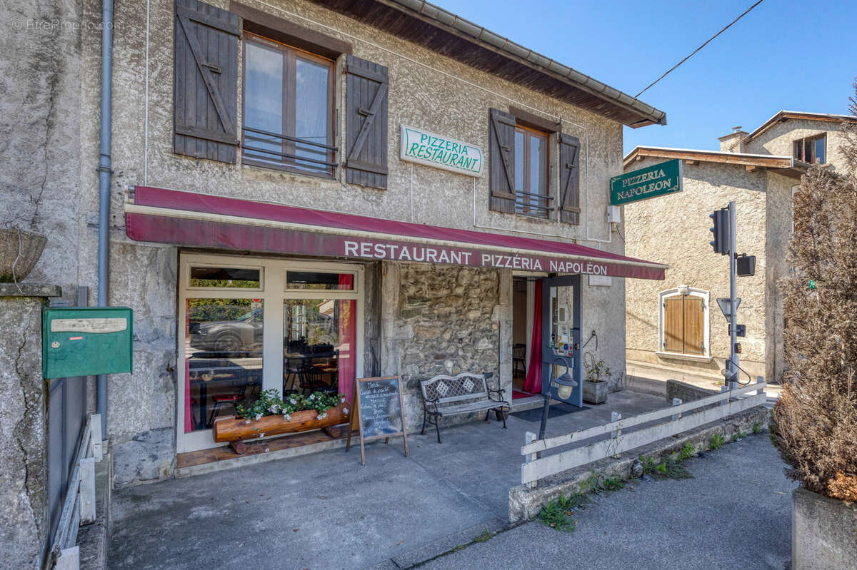 Maison à BRIE-ET-ANGONNES