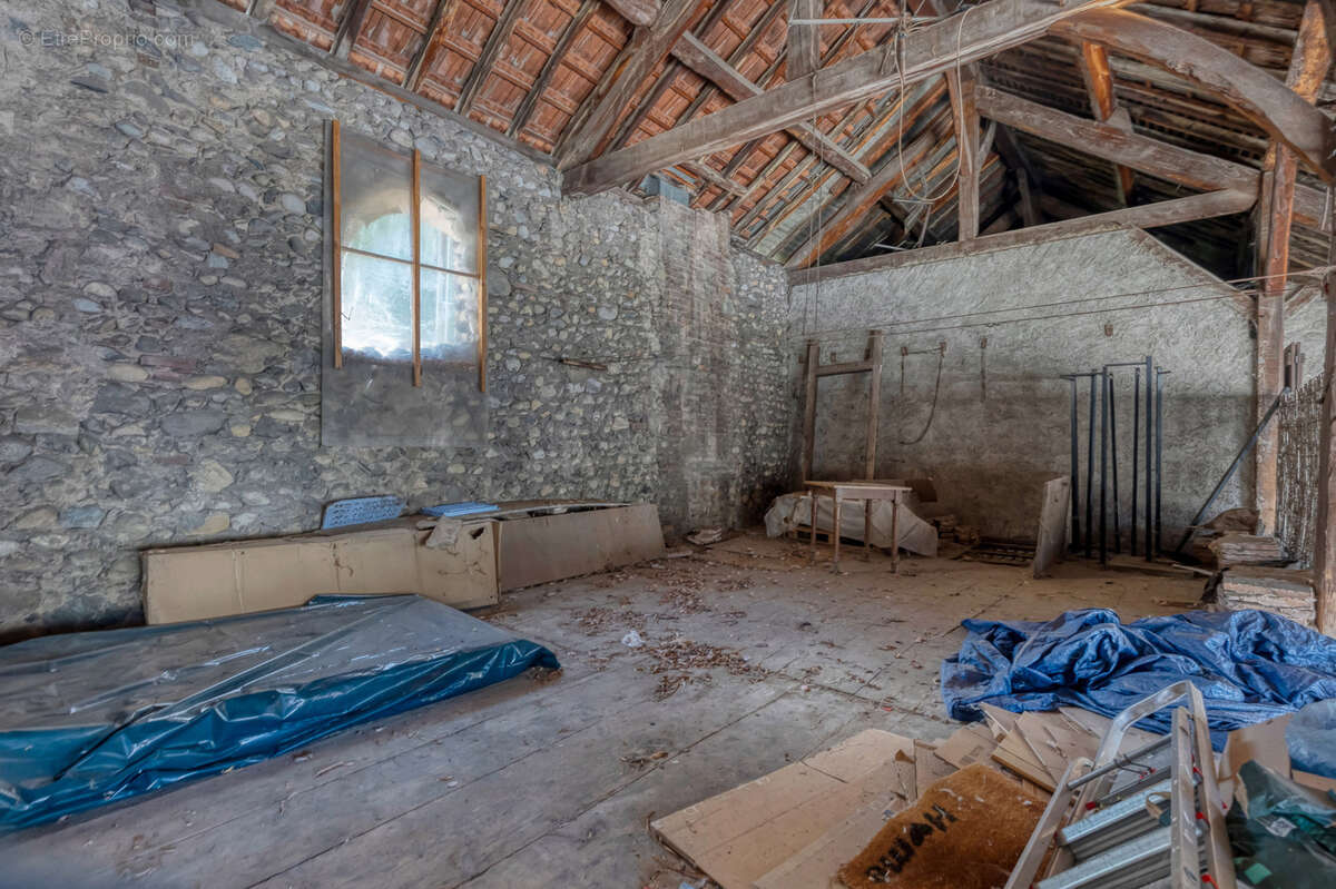 Maison à BRIE-ET-ANGONNES