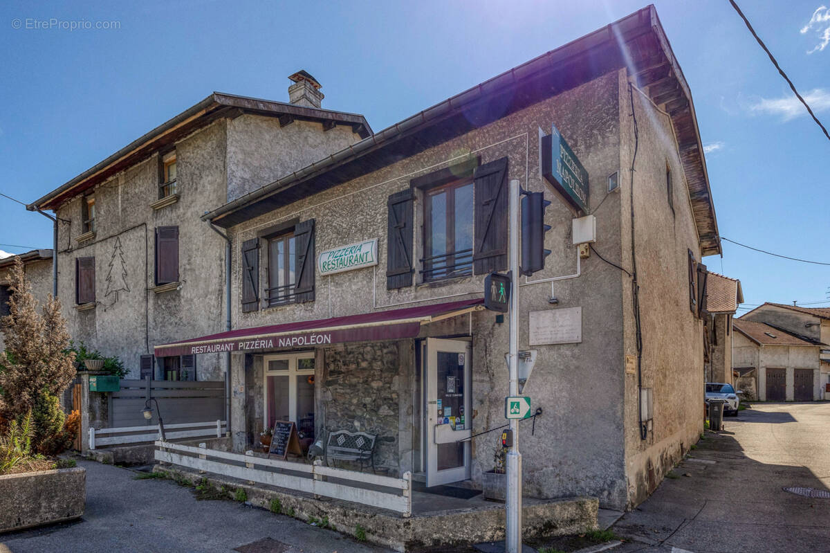 Maison à BRIE-ET-ANGONNES