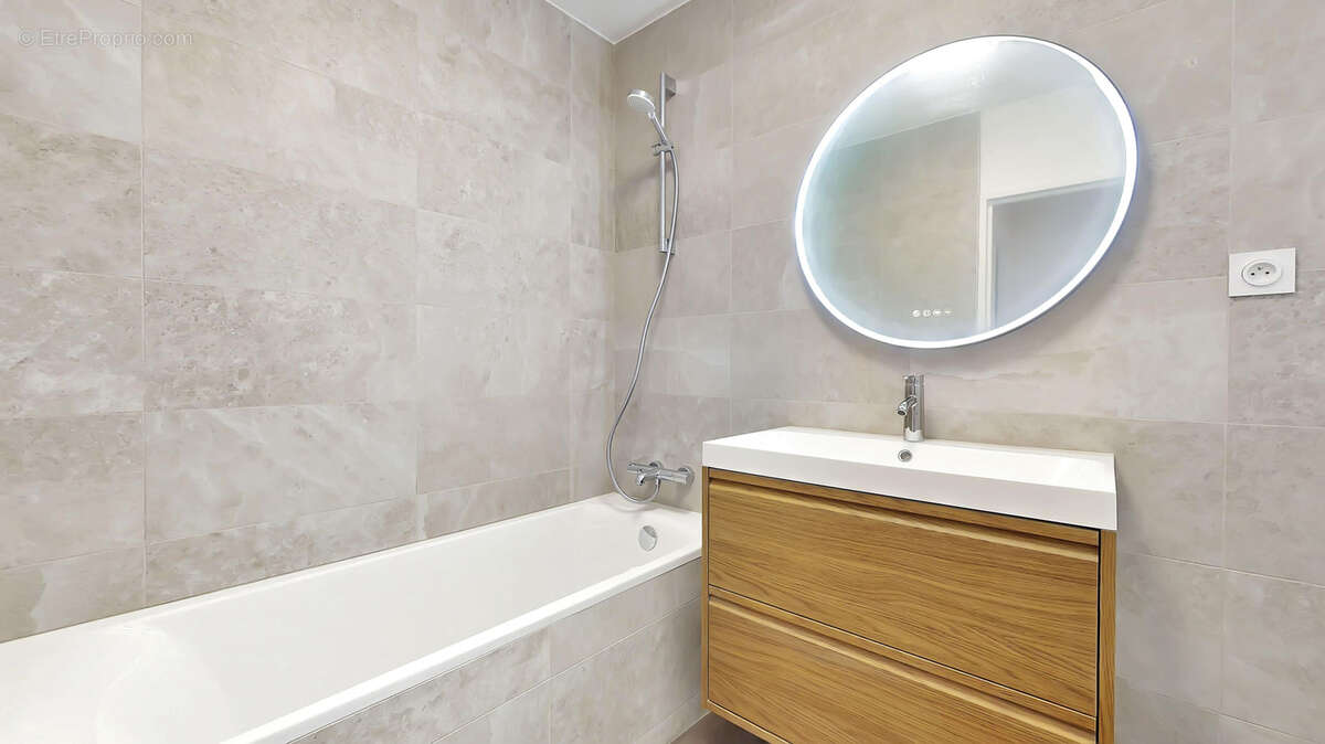 Appartement à LYON-7E