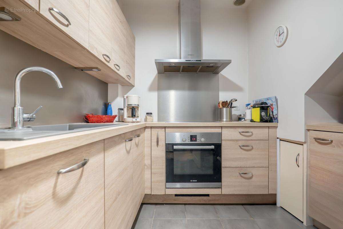 Appartement à PARIS-1E