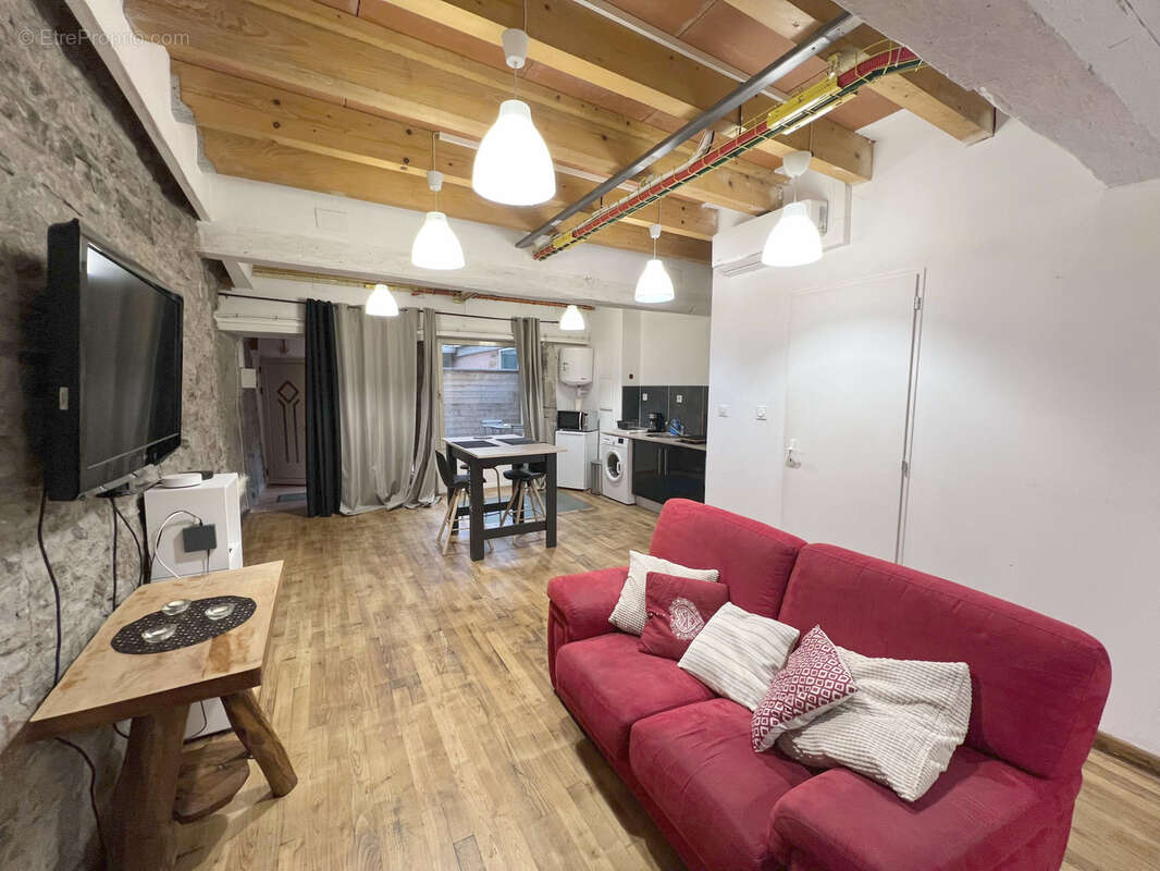 Appartement à SAINT-ETIENNE