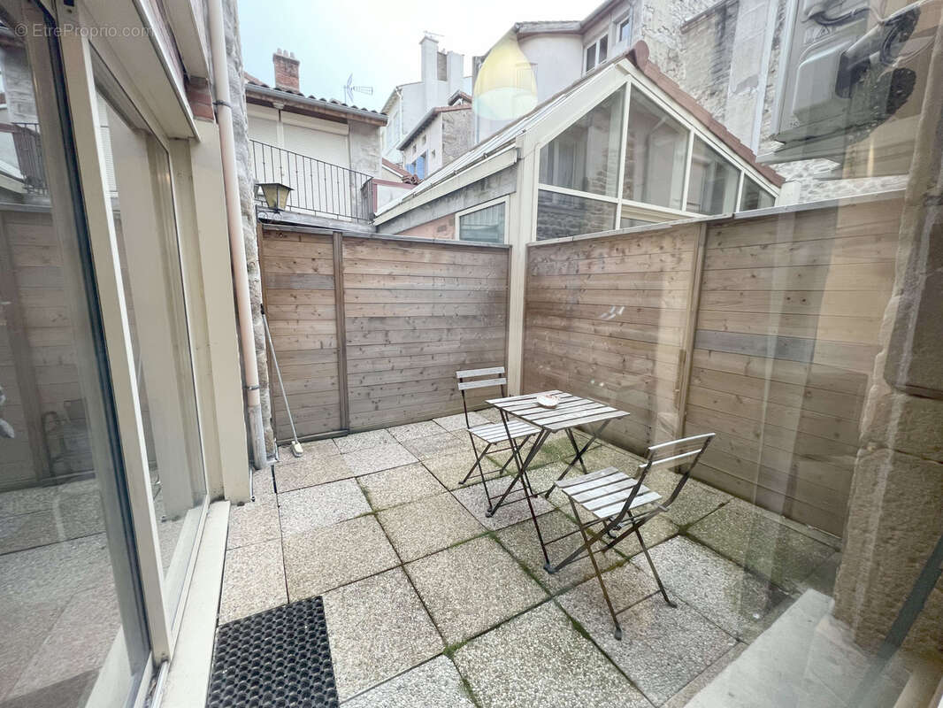 Appartement à SAINT-ETIENNE