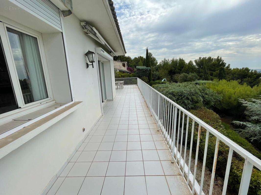 Maison à LA VALETTE-DU-VAR