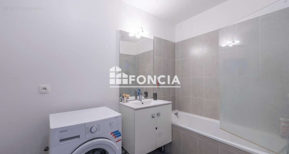 Appartement à ATHIS-MONS