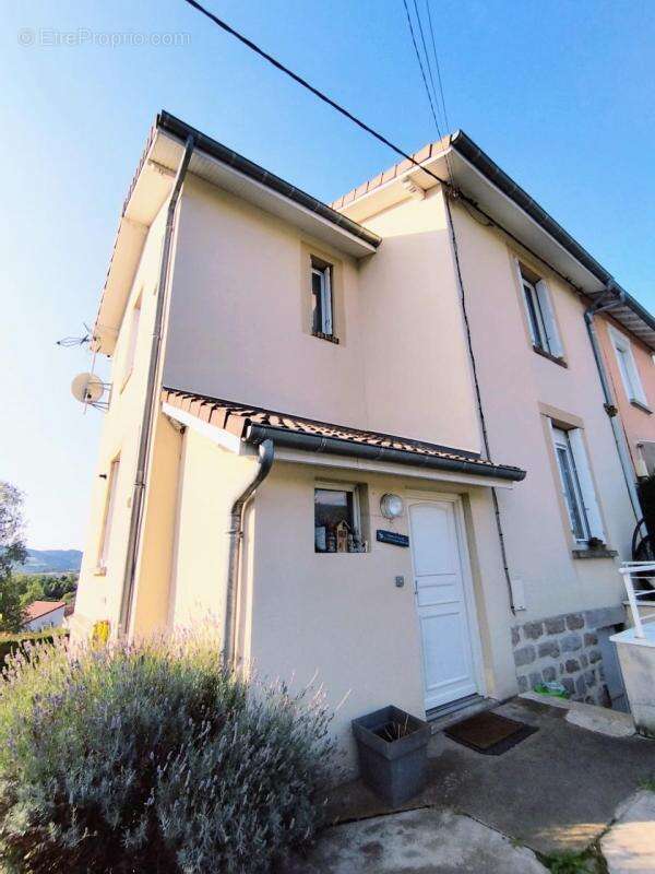 Maison à ROCHE-LA-MOLIERE